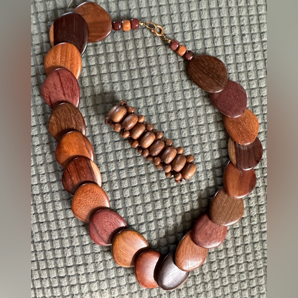 Wood Necklace and bonus bracelet